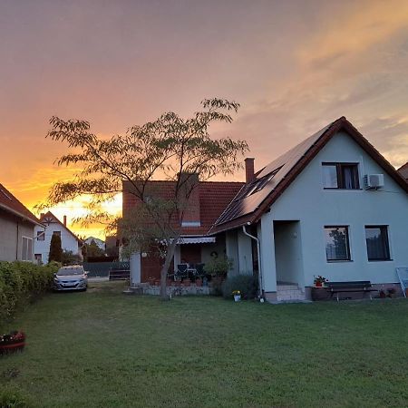 Aszofoi Panorama Apartmanhaz ภายนอก รูปภาพ