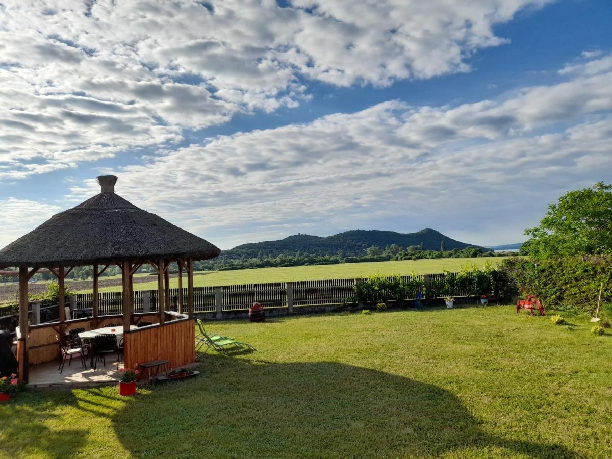 Aszofoi Panorama Apartmanhaz ภายนอก รูปภาพ