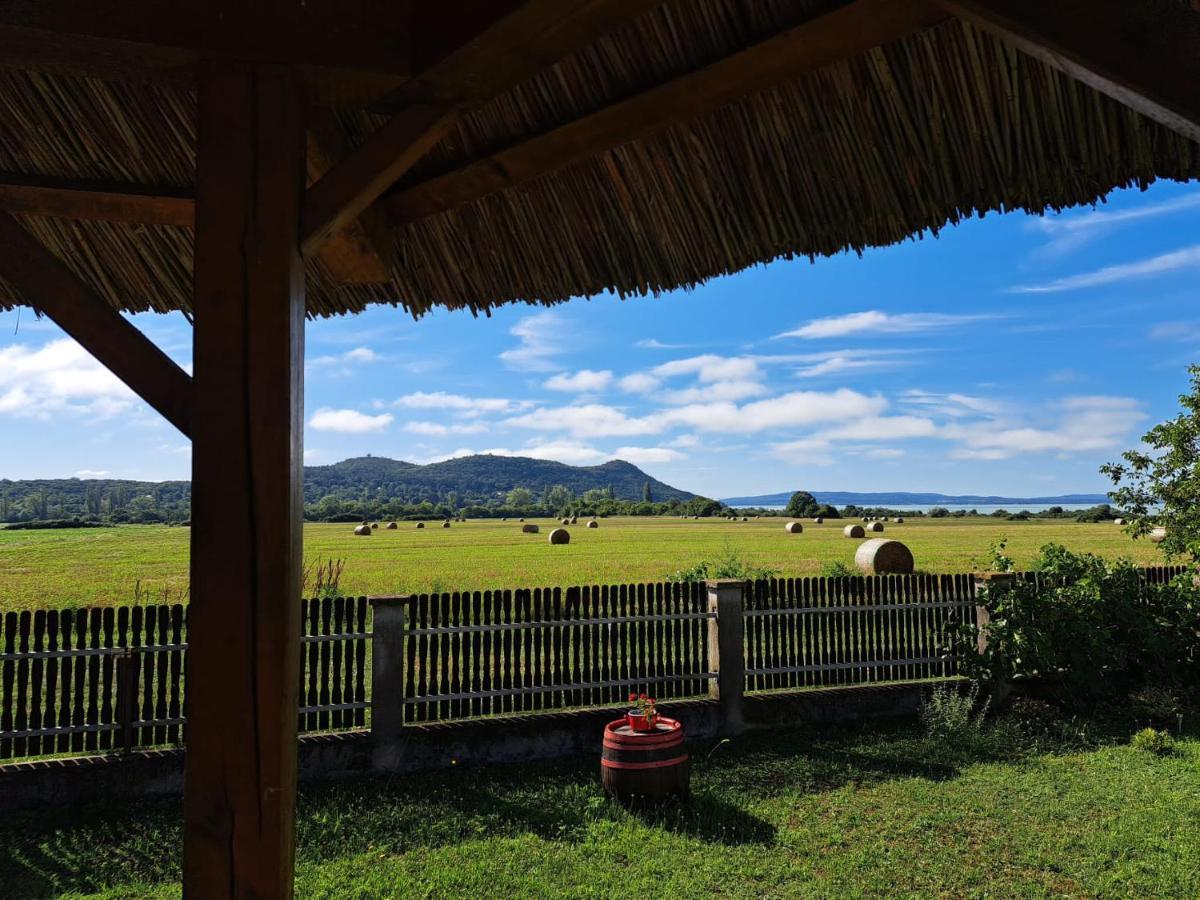 Aszofoi Panorama Apartmanhaz ภายนอก รูปภาพ